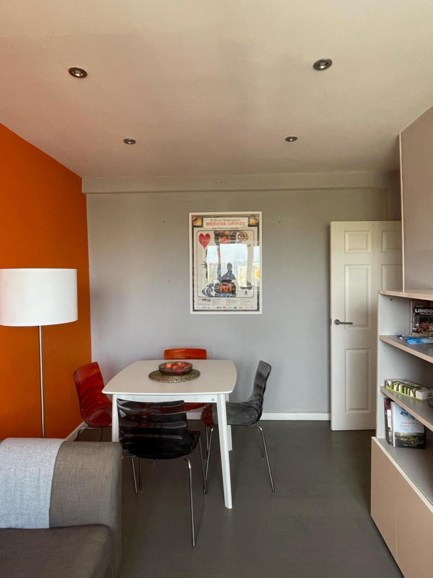 Top Floor 1 Bedroom Apartment With Views Over Лондон Екстер'єр фото